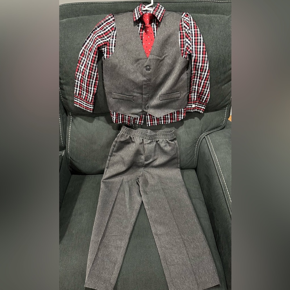 Nautica Boy 4 Piece: Formal Suit Set